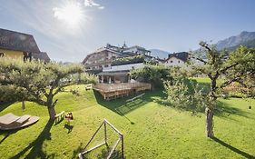 Hotel Fameli