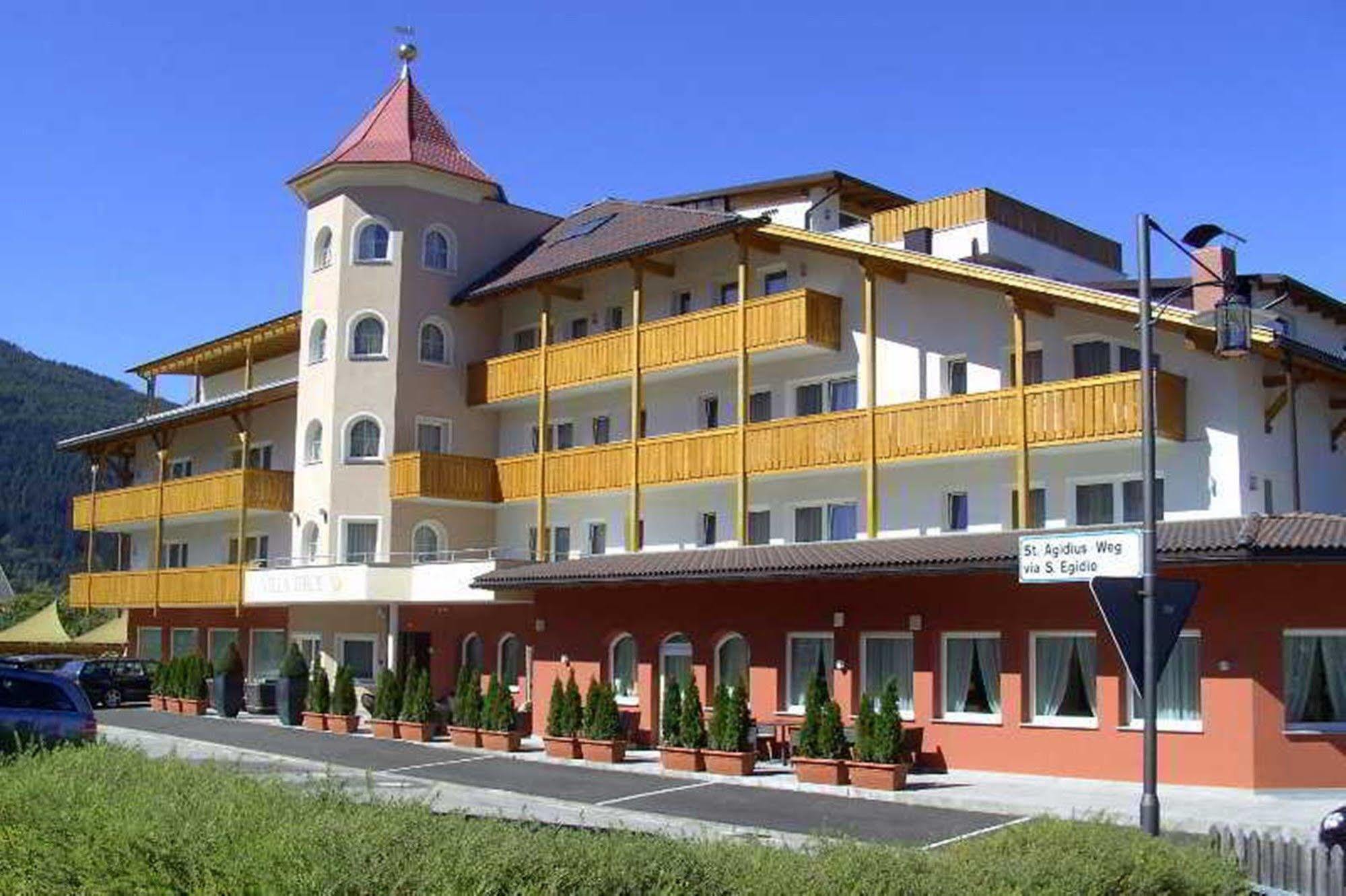Hotel Fameli Valdaora Esterno foto